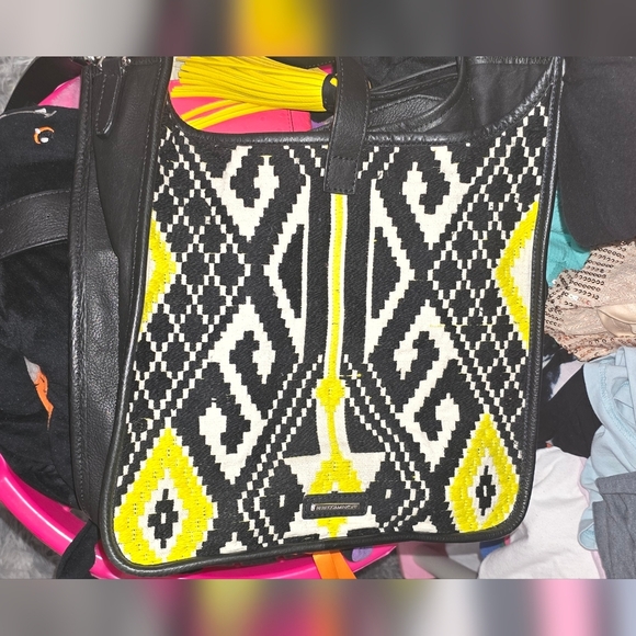 🍂🍁Like new REBECCA MINKOFF LIMITED EDITION "FEED" CRPSSBODY BAG - Picture 9 of 10